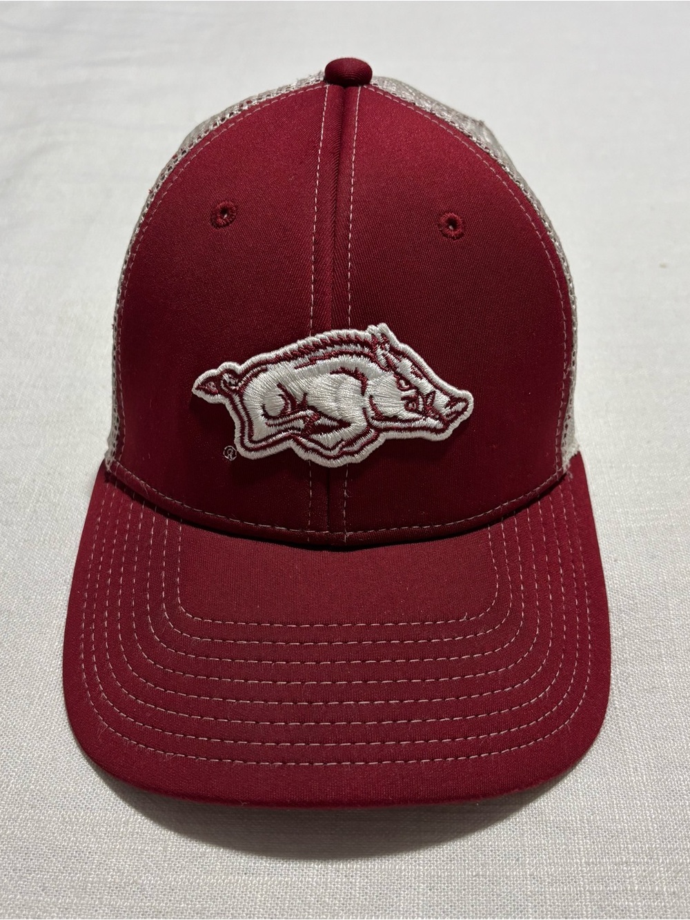 Drake Waterfowl Systems Arkansas Razorbacks Mesh Back Cap Hat | Red/White | OSFM